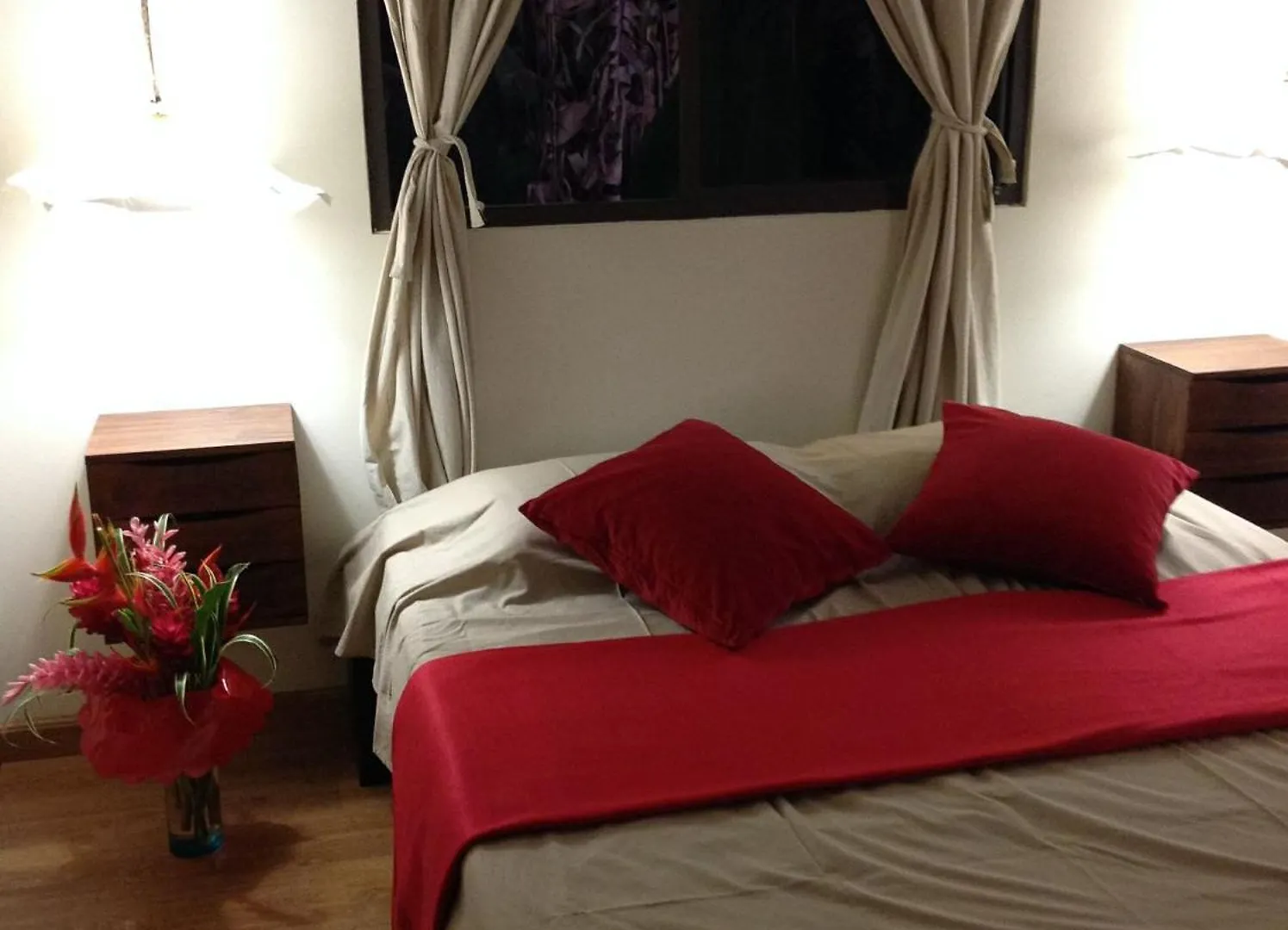 Royale Attitude Hotel Faaa Guest house